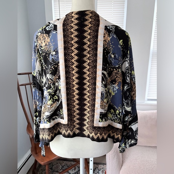 Free People Catch Me If You Can Blouse XSmall Black Boho Leopard Cheetah Top - Picture 3 of 11